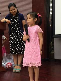 图8 常务理事会议