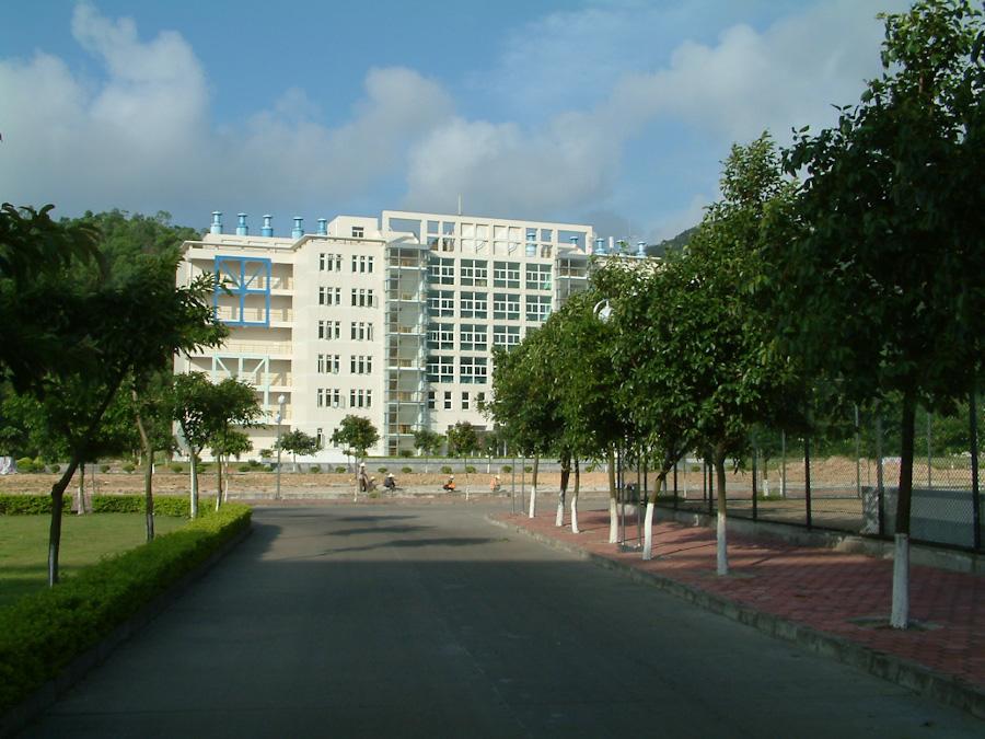 珠海校区化学实验楼 