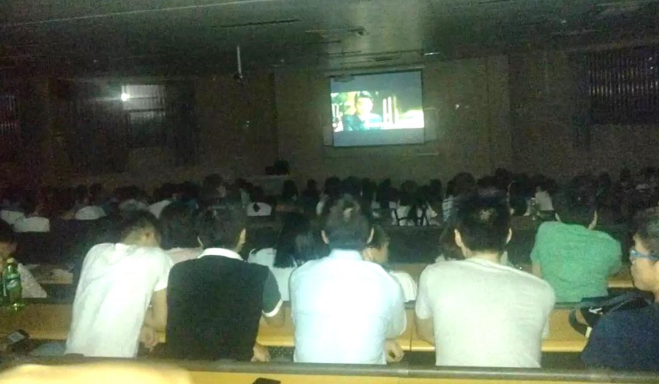 化学与化学工程学院“两学一做”系列活动《忠诚与背叛》观影