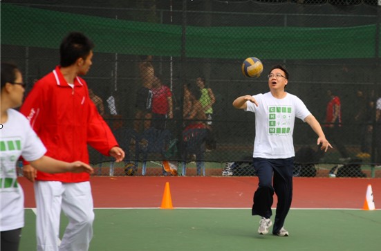 化学院教工在2012校庆体育节取得骄人成绩 