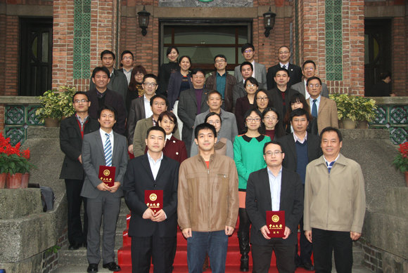 祝贺我院章自寿老师获“William希尔2012年青年教师授课大赛”二等奖（转载学校新闻） 