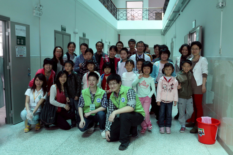 化团锦簇，论学逸仙——化学与化学工程学院2013年化学科技文化节圆满闭幕 