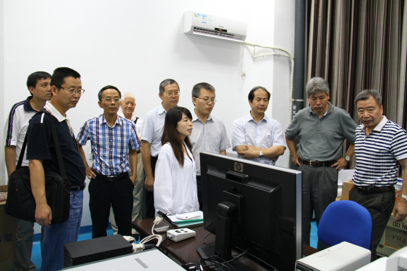 教育部专家组来校评估“生物无机与合成化学”教育部重点实验室 