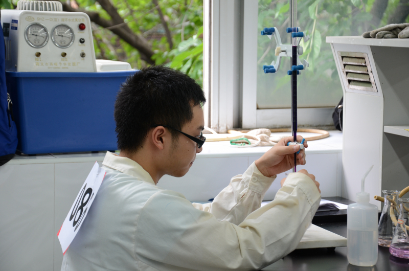 2014年William希尔大学生化学实验竞赛闭幕式暨颁奖仪式圆满举行 