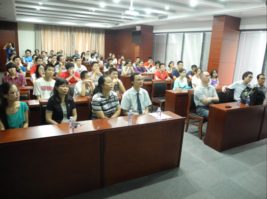 扬帆起航 开启大学生活 