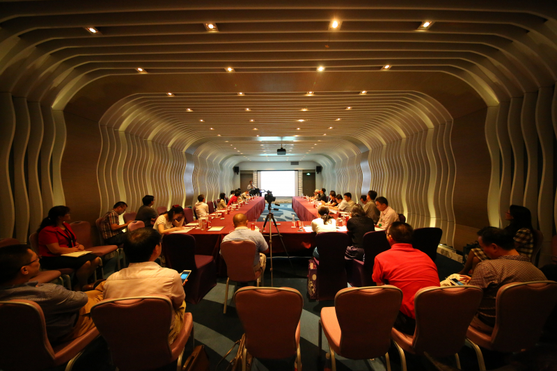 学院校友论坛在上海成功举办 