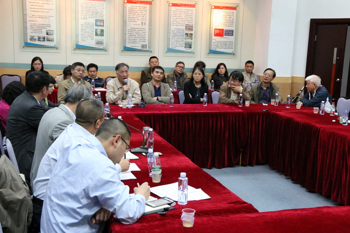 凝聚教师共识 强化学科责任---学院全体教职工大会 