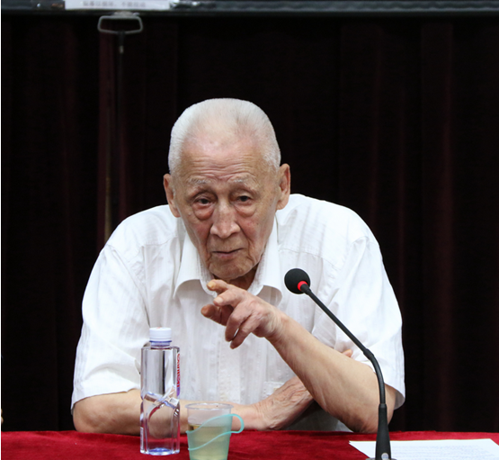 化学与化学工程学院召开“两学一做”支部委员培训会议