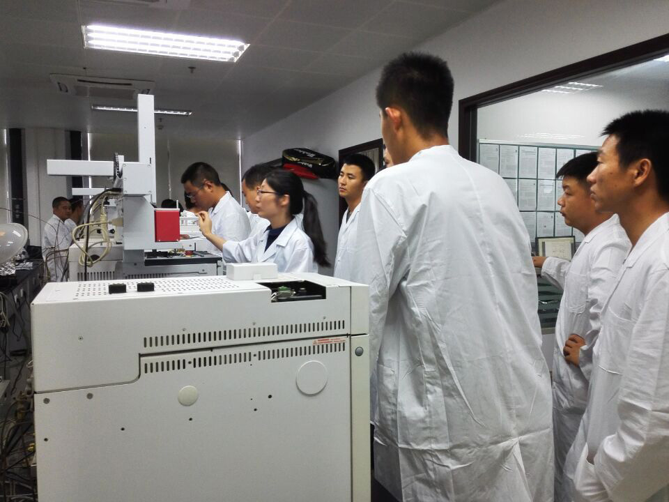 服务国防，贡献社会 ——我院承办空军防化兵化学实验技能培训 