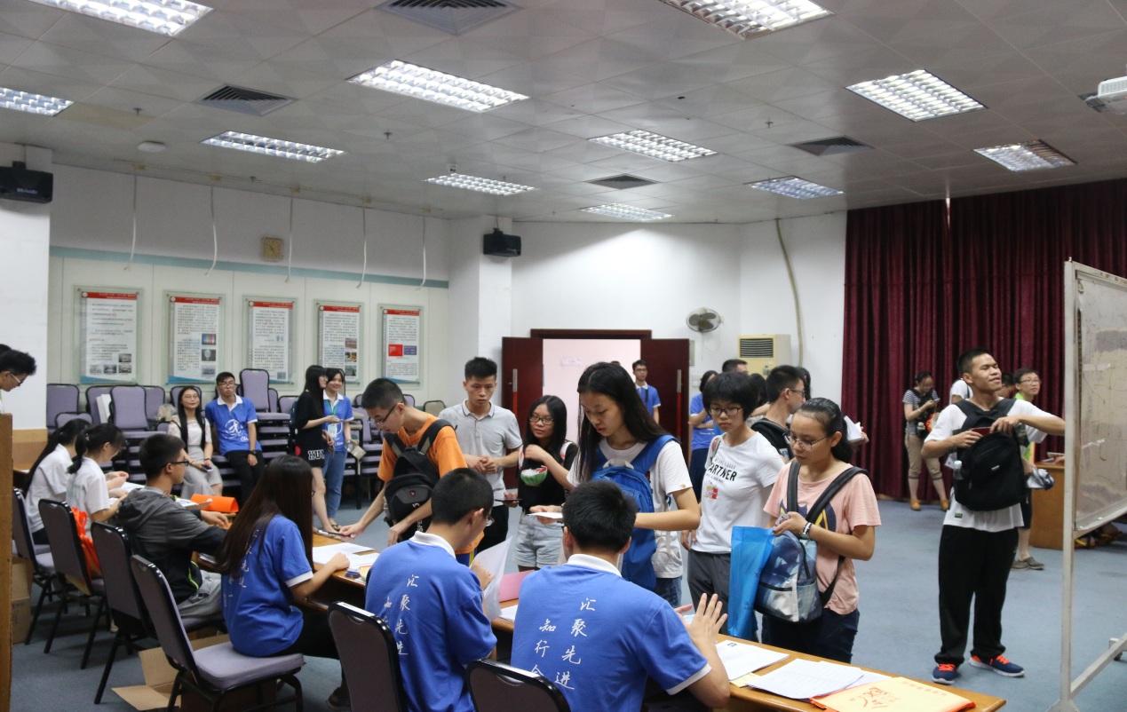 williamhill中国2017年迎新工作顺利开展 