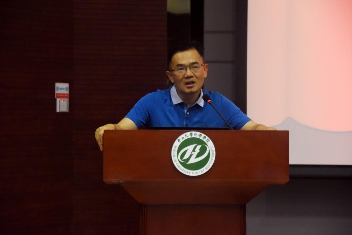 十九大精神解读：新时代、新思想、新目标、新征程、新部署 