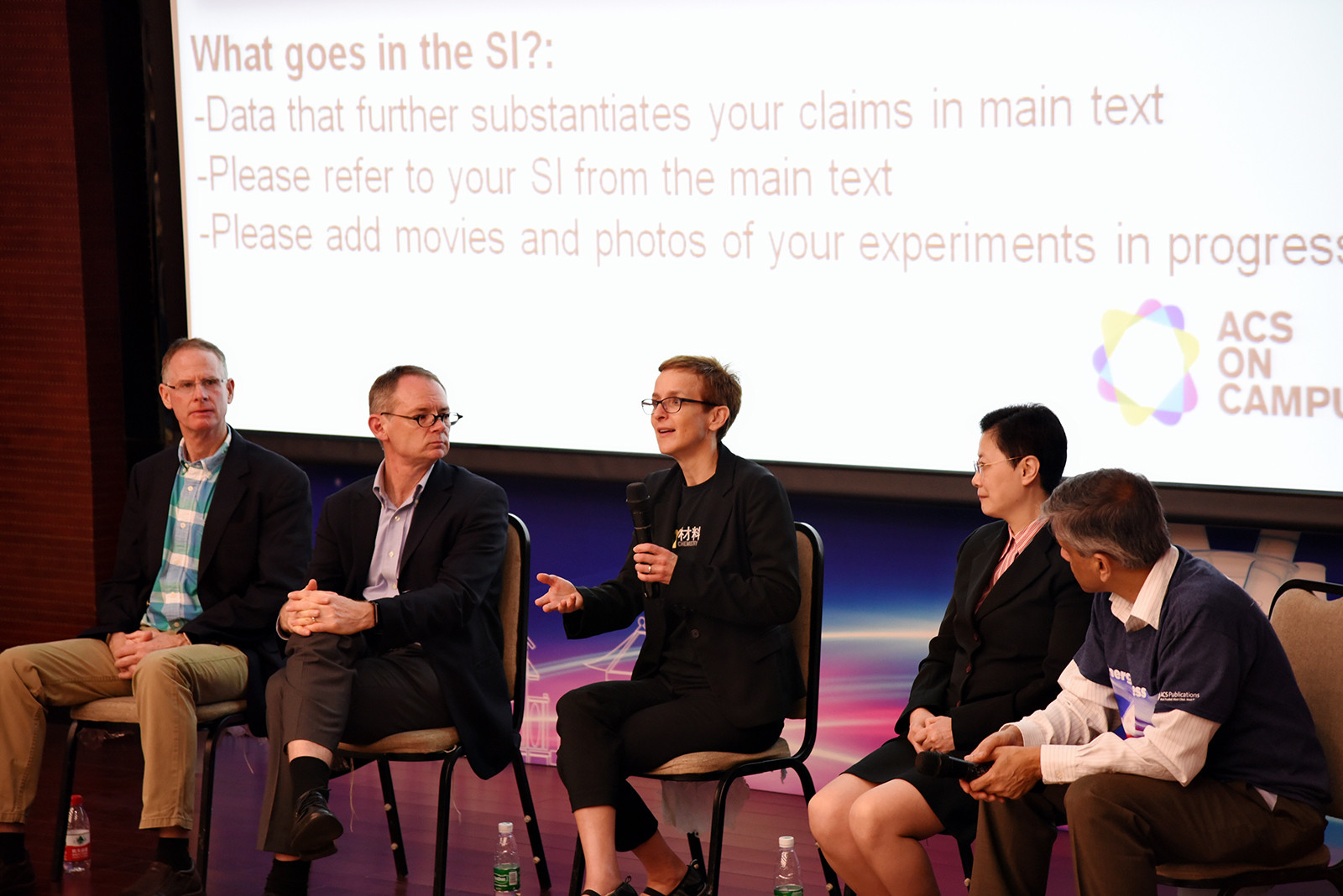 williamhill中国与美国化学会联合举办 “美国化学会校园行”活动 